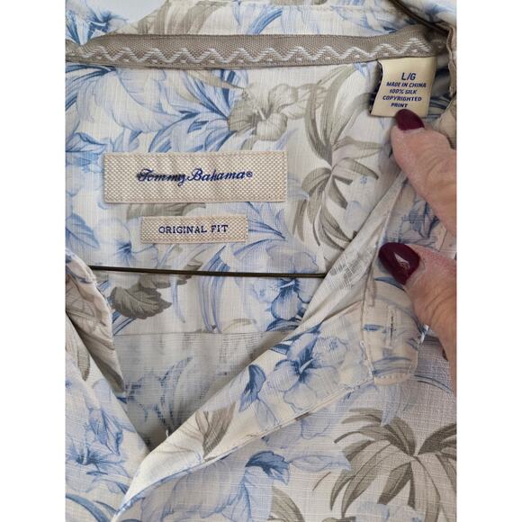 Tommy Bahama Aloha; Hawaiian; Tropical Shirt SS; Lt. Blue Floral. Sz L - Picture 2 of 7